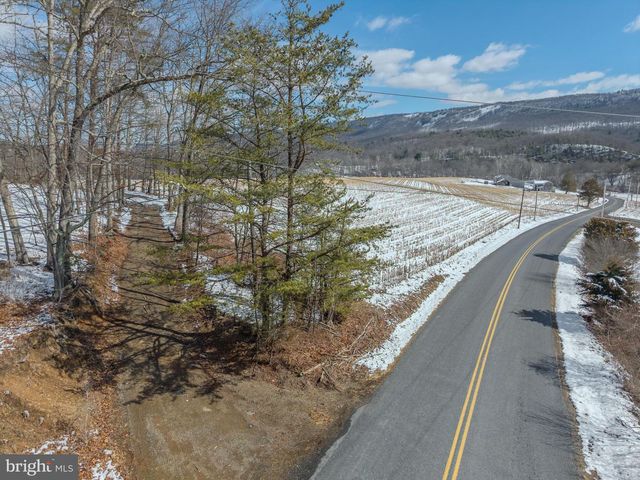 21697 VIEW DR, Three Springs, PA 17264