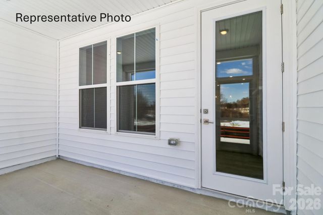 1433 Twin Leaf Road, Fort Mill, SC 29715