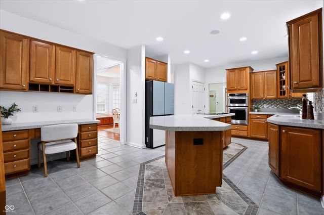 9330 E Timberline Drive, Indianapolis, IN 46256