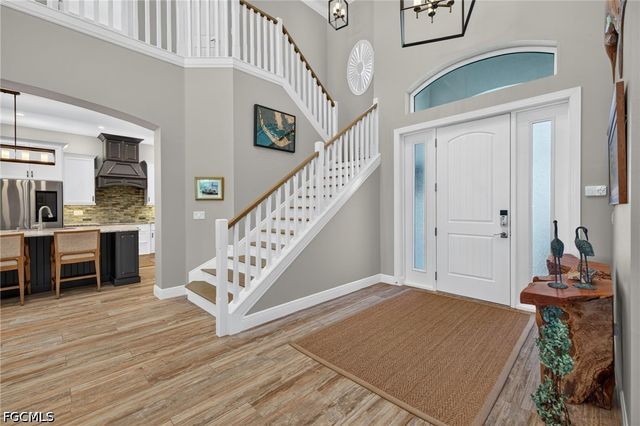 9066 Mockingbird DR, Sanibel, FL 33957