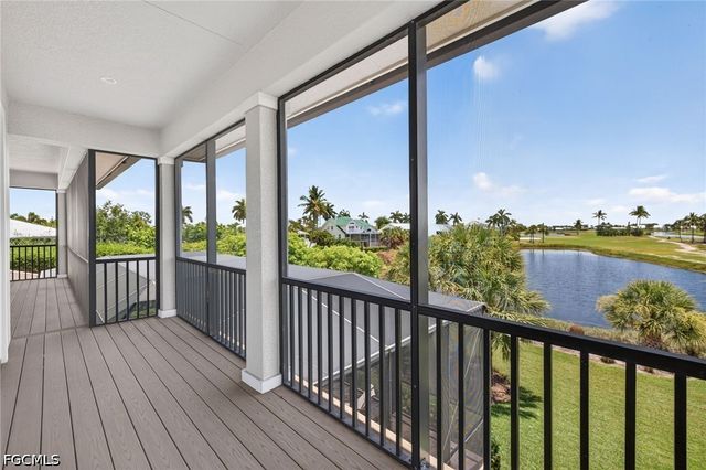 9066 Mockingbird DR, Sanibel, FL 33957