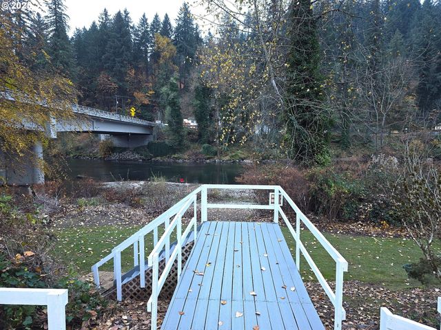 16300 Se HIGHWAY 224 8, Damascus, OR 97089