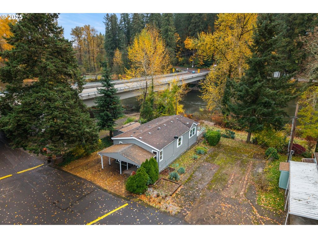 16300 Se HIGHWAY 224 8, Damascus, OR 97089