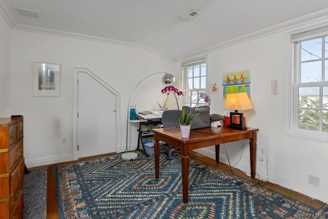 34 Hemlock Drive, Sleepy Hollow, NY 10591