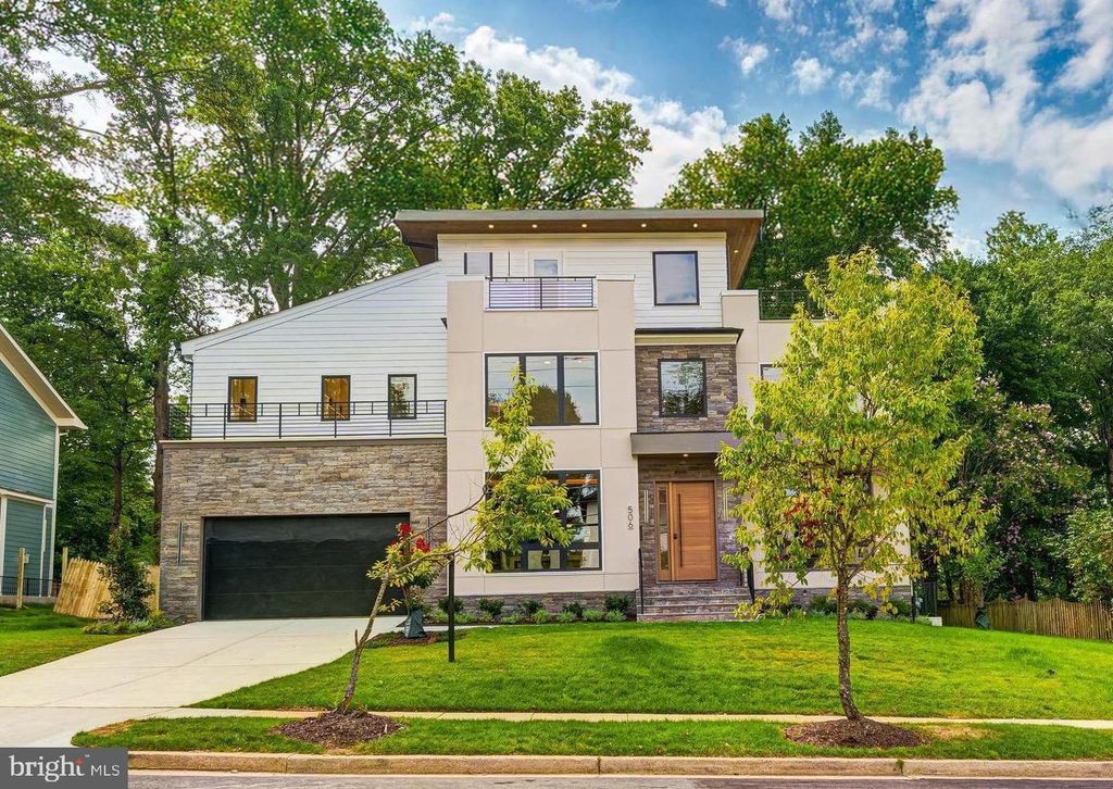 506 KINGSLEY RD SW, Vienna, VA 22180