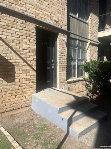 6611 Southpoint St Apt 119, San Antonio, TX 78229