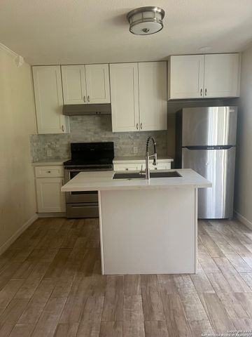 6611 Southpoint St Apt 119, San Antonio, TX 78229