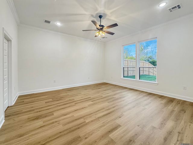 41106 Garden Ct, Gonzales, LA 70737