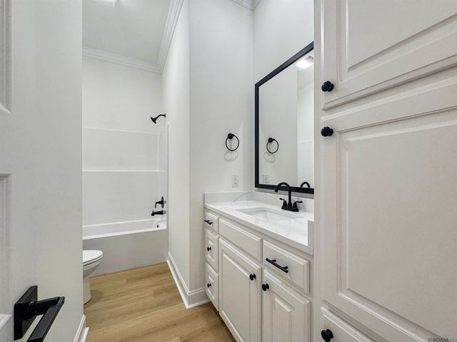 41106 Garden Ct, Gonzales, LA 70737