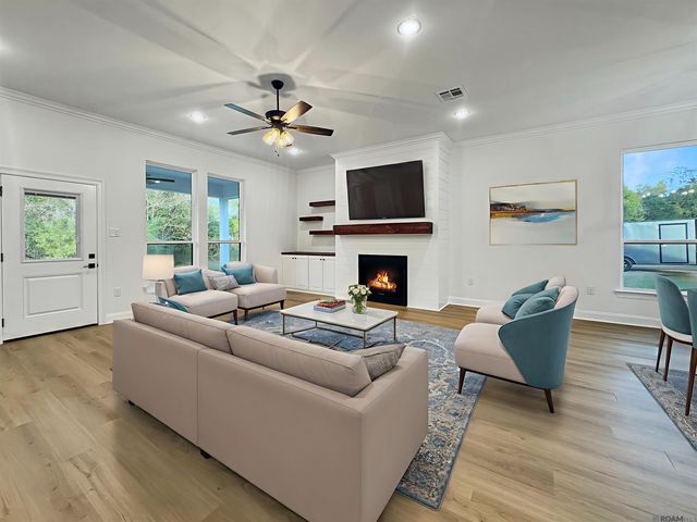 41106 Garden Ct, Gonzales, LA 70737