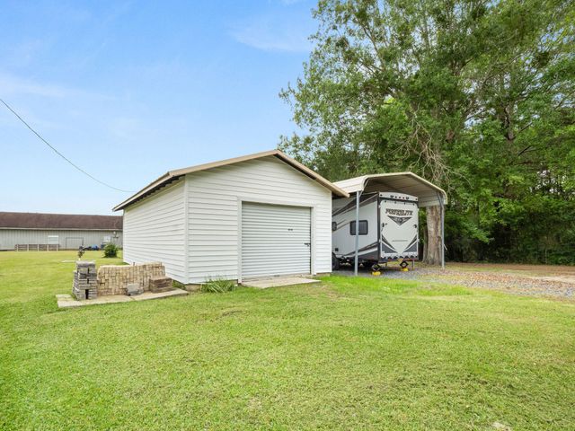 1656 Jeane Chapel, Leesville, LA 71446
