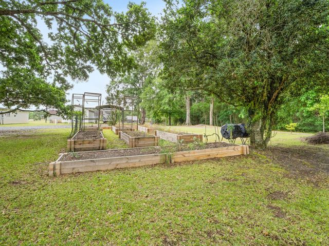 1656 Jeane Chapel, Leesville, LA 71446