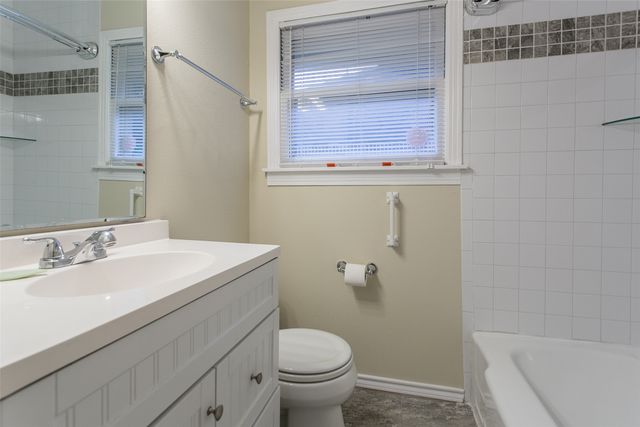 2803 Costa Mesa Drive, Dallas, TX 75228