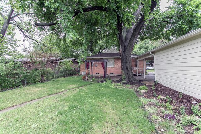 2803 Costa Mesa Drive, Dallas, TX 75228