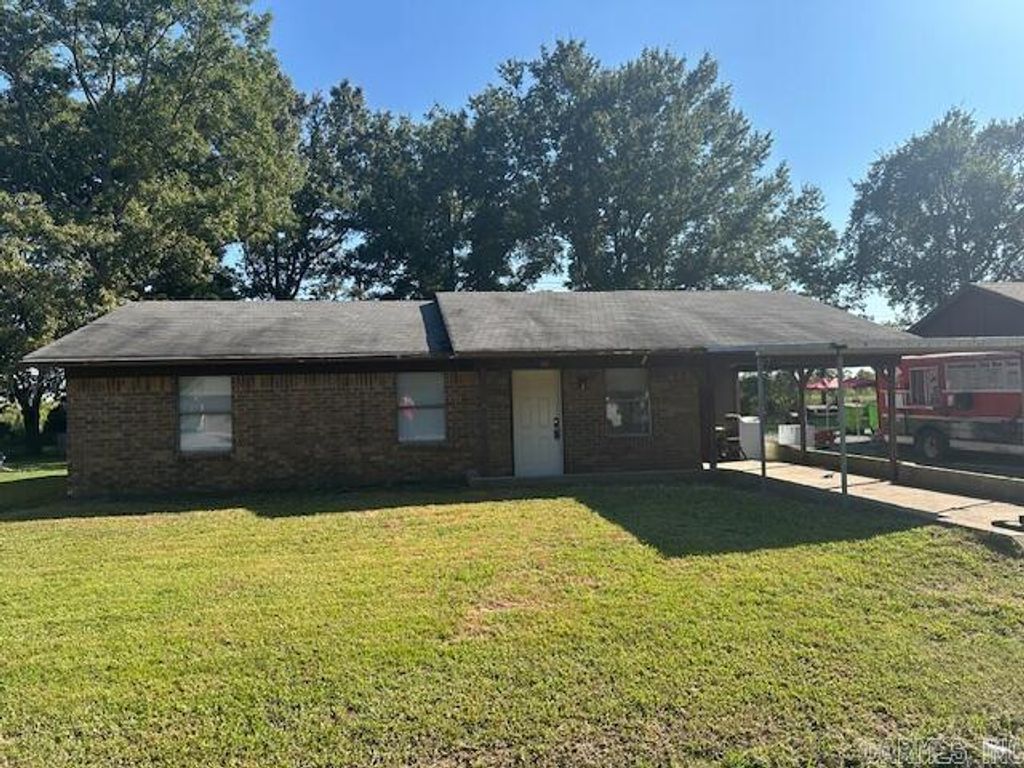 121 Teresa Lane, Lonoke, AR 72086