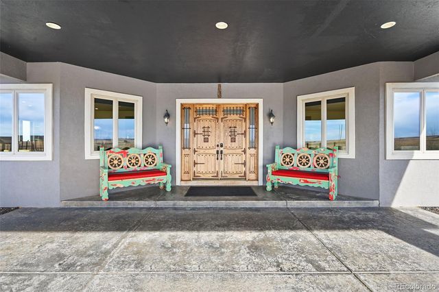 45330 Valdonna Circle, Bennett, CO 80102