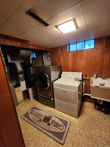 304 S LAKE STREET, Hustisford, WI 53034