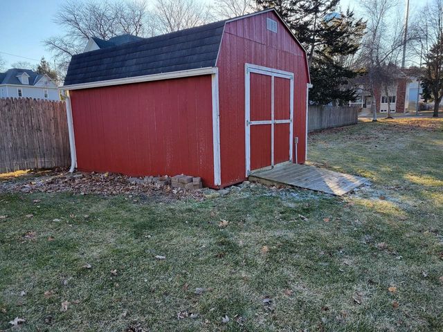 304 S LAKE STREET, Hustisford, WI 53034