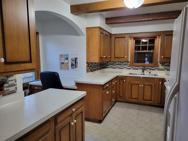 304 S LAKE STREET, Hustisford, WI 53034