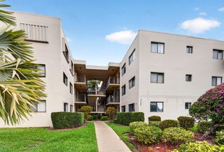 5280 Las Verdes Circle 112, Delray Beach, FL 33484