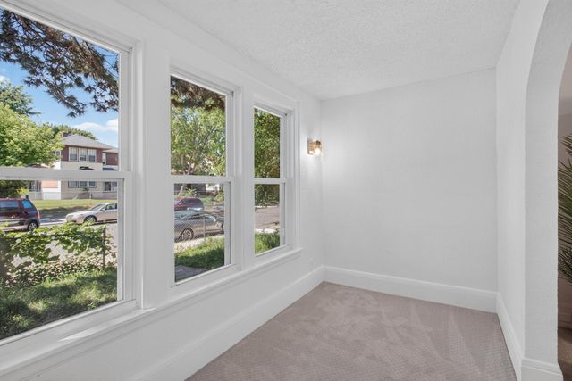3722 Fremont Avenue N, Minneapolis, MN 55412