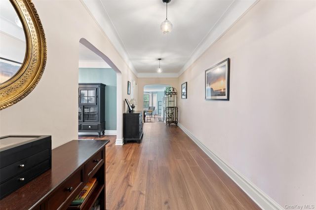 25 Parkview Avenue 3A, Bronxville, NY 10708