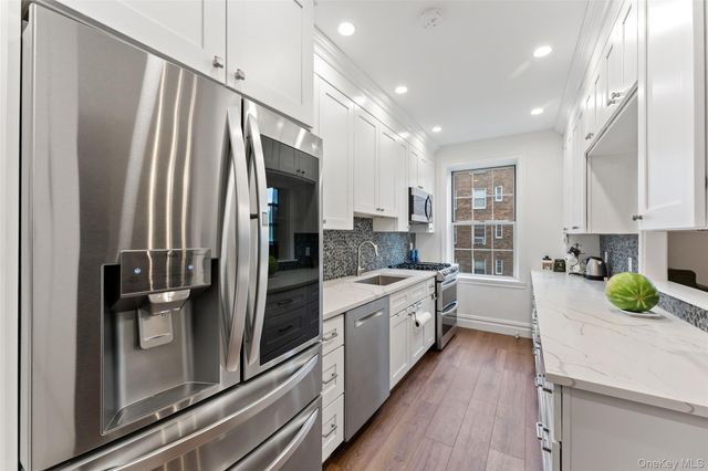 25 Parkview Avenue 3A, Bronxville, NY 10708