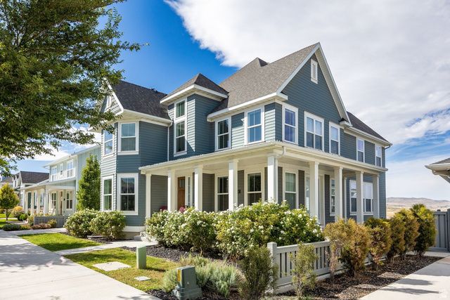462 W FOUNDERS BLVD, Saratoga Springs, UT 84045