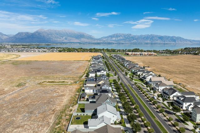 462 W FOUNDERS BLVD, Saratoga Springs, UT 84045