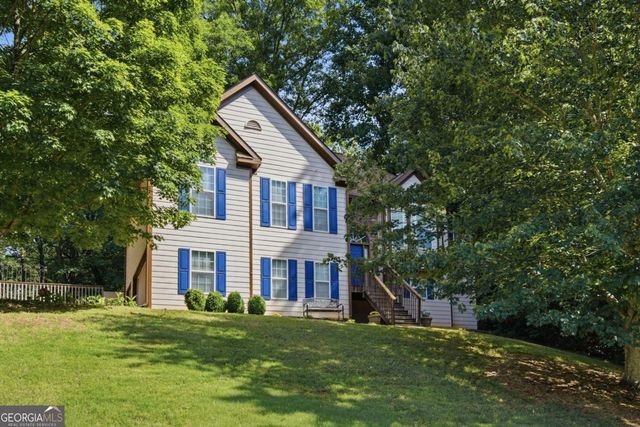 3990 F A A Road, Cumming, GA 30041