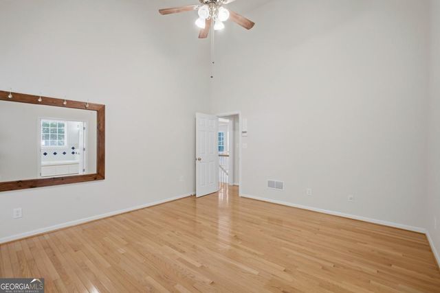3990 F A A Road, Cumming, GA 30041