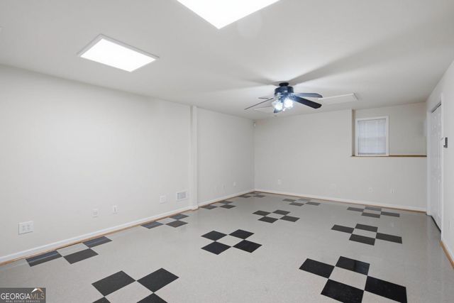 3990 F A A Road, Cumming, GA 30041