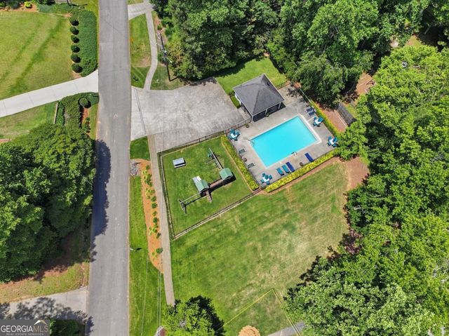 3990 F A A Road, Cumming, GA 30041