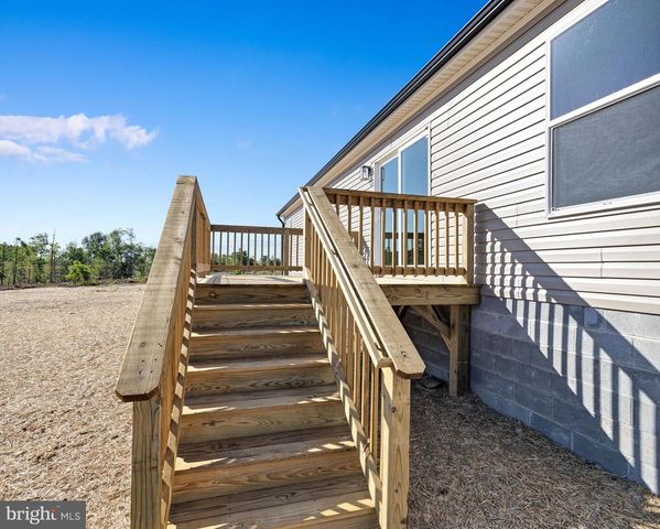 351 MOOREFIELD RD, Mineral, VA 23117