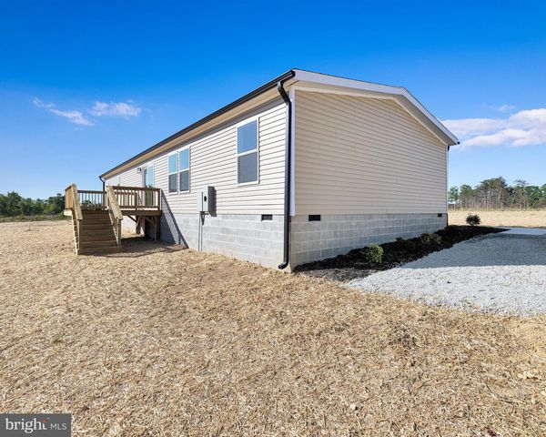 351 MOOREFIELD RD, Mineral, VA 23117