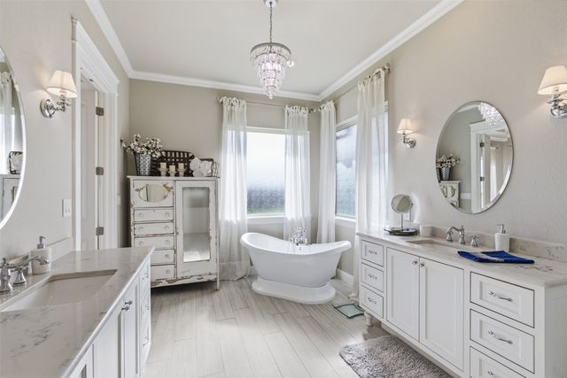 1201 Parkway Lane, Pilot Point, TX 76258