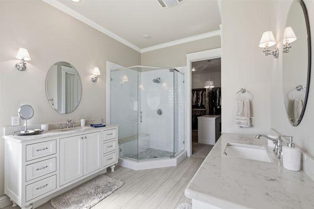 1201 Parkway Lane, Pilot Point, TX 76258