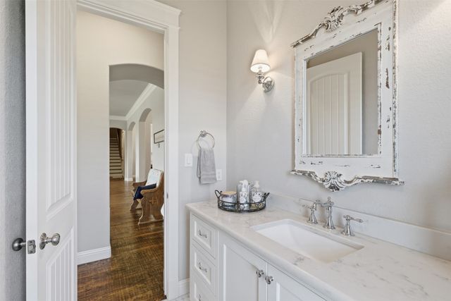 1201 Parkway Lane, Pilot Point, TX 76258