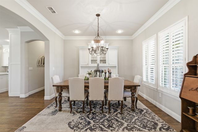 1201 Parkway Lane, Pilot Point, TX 76258