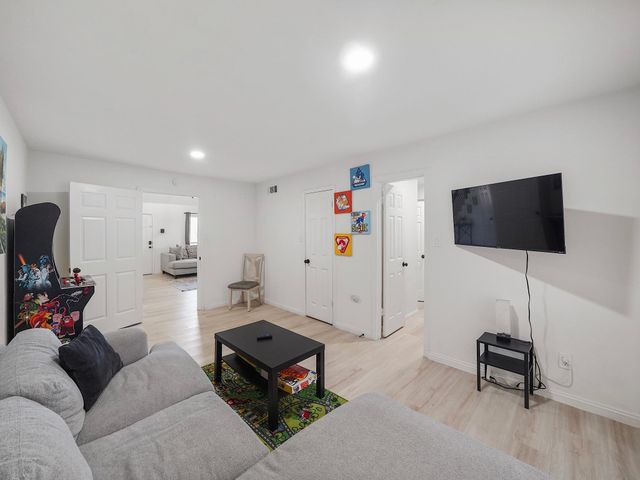 8007 Beluche Drive, Galveston, TX 77551