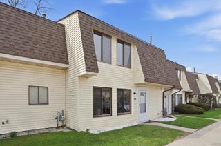 6040 Virginia Street, Merrillville, IN 46410