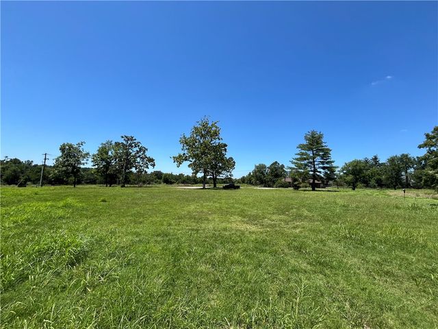 1501 Rainbow Road, Rogers, AR 72758