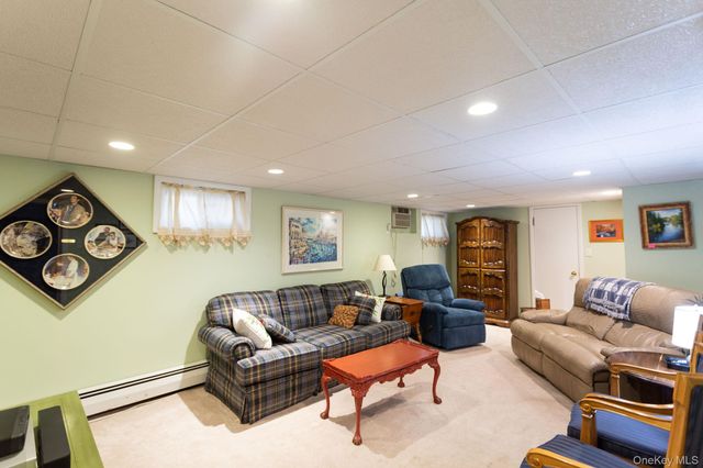 73-10 169th Street, Fresh Meadows, NY 11366