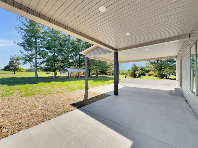 158 Fox Run, Lafayette, TN 37083
