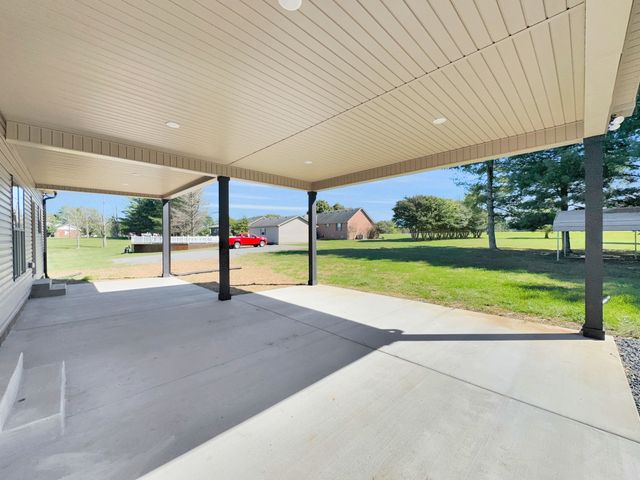 158 Fox Run, Lafayette, TN 37083