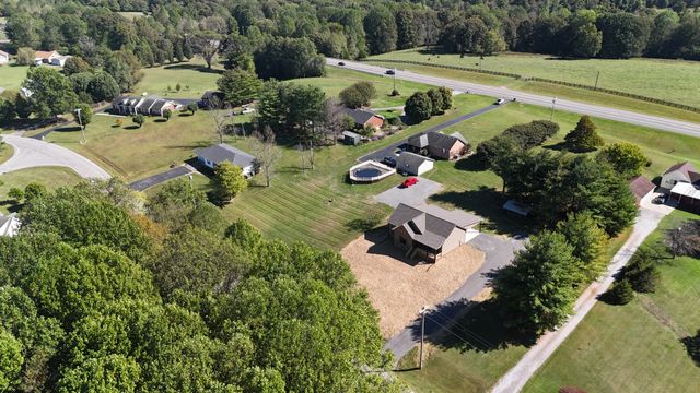 158 Fox Run, Lafayette, TN 37083
