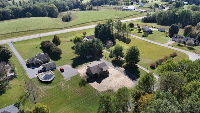 158 Fox Run, Lafayette, TN 37083