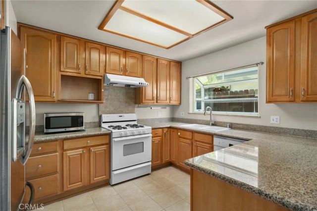 77 S Sierra Madre 13, Pasadena, CA 91107