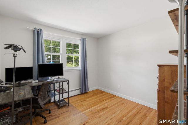 77 Clarendon Terrace, Newington, CT 06111