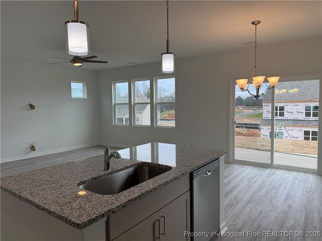 4542 Bunkers Bay Lane, Hope Mills, NC 28371